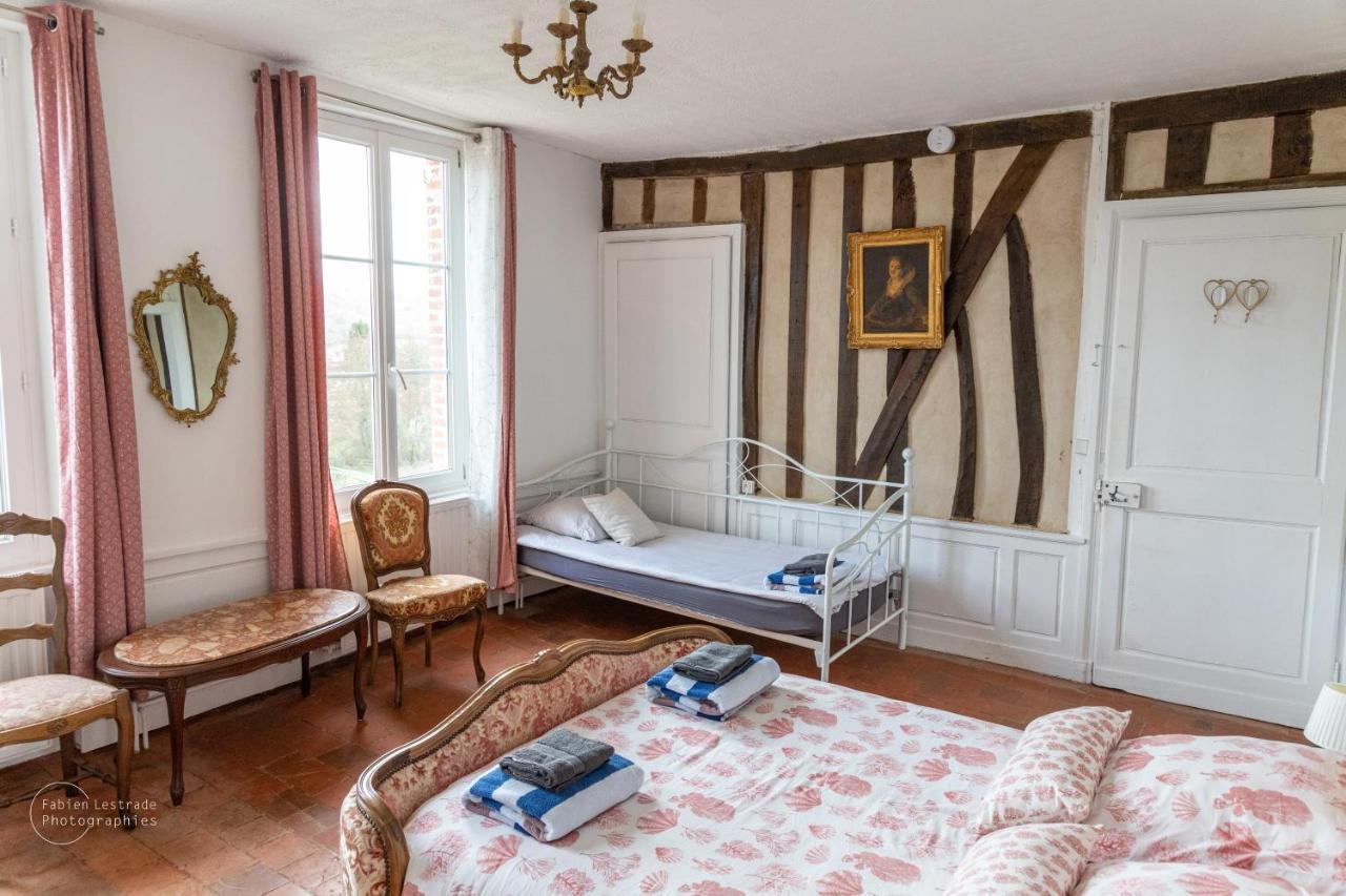 Le Domaine De La Desiree Villa Lisieux Eksteriør billede